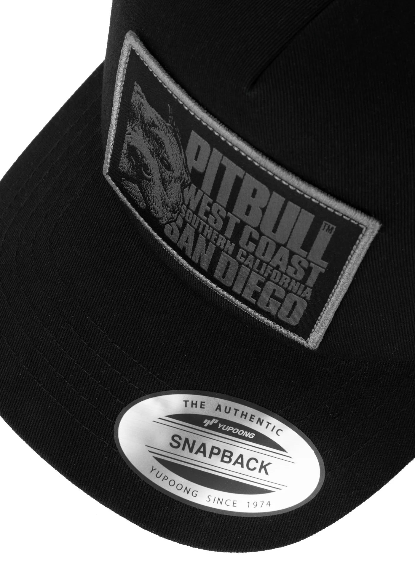 Czapka Snapback Trucker BLOOD DOG