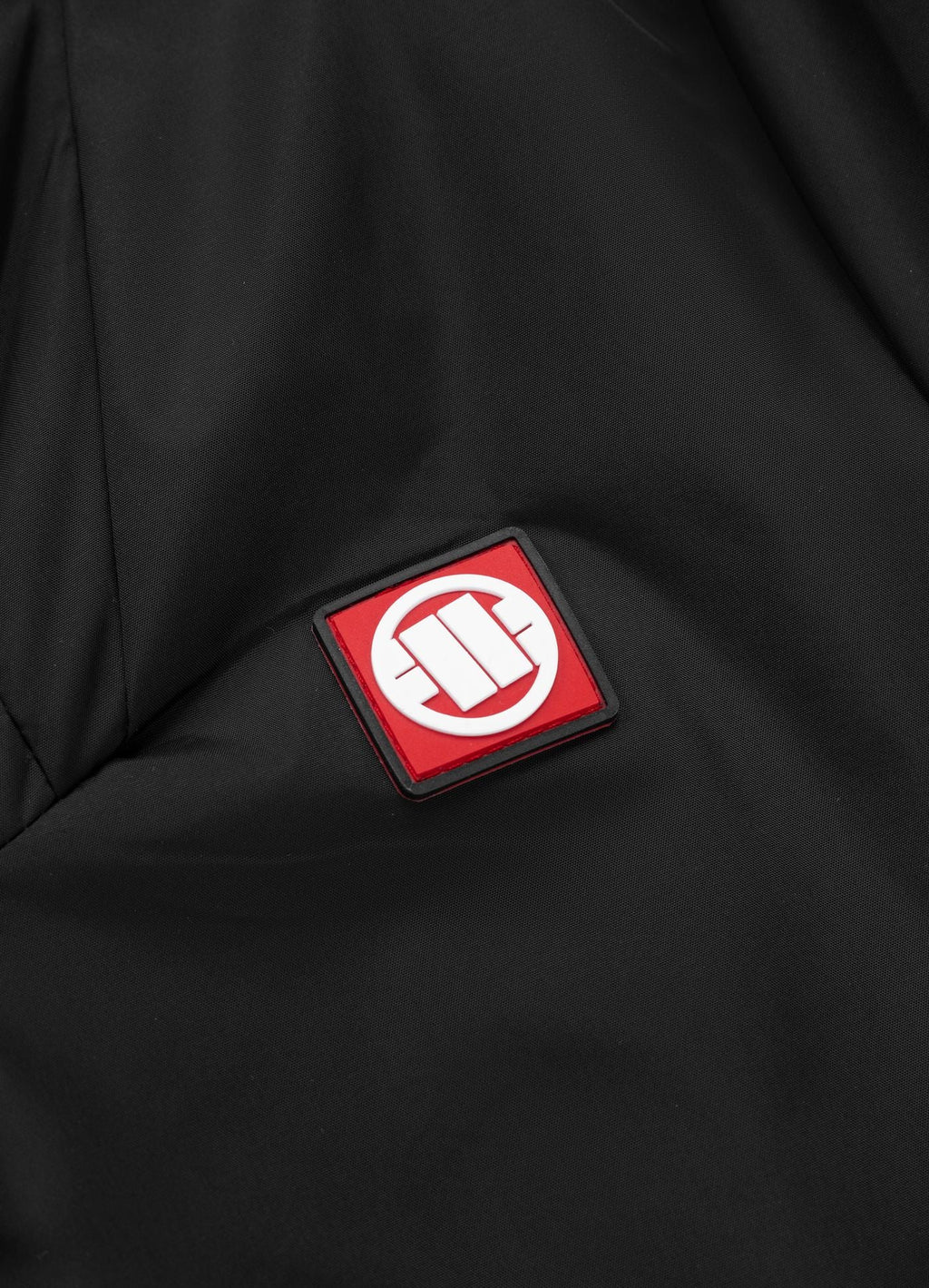 Kurtka przejściowa z kapturem AARICIA LOGO
